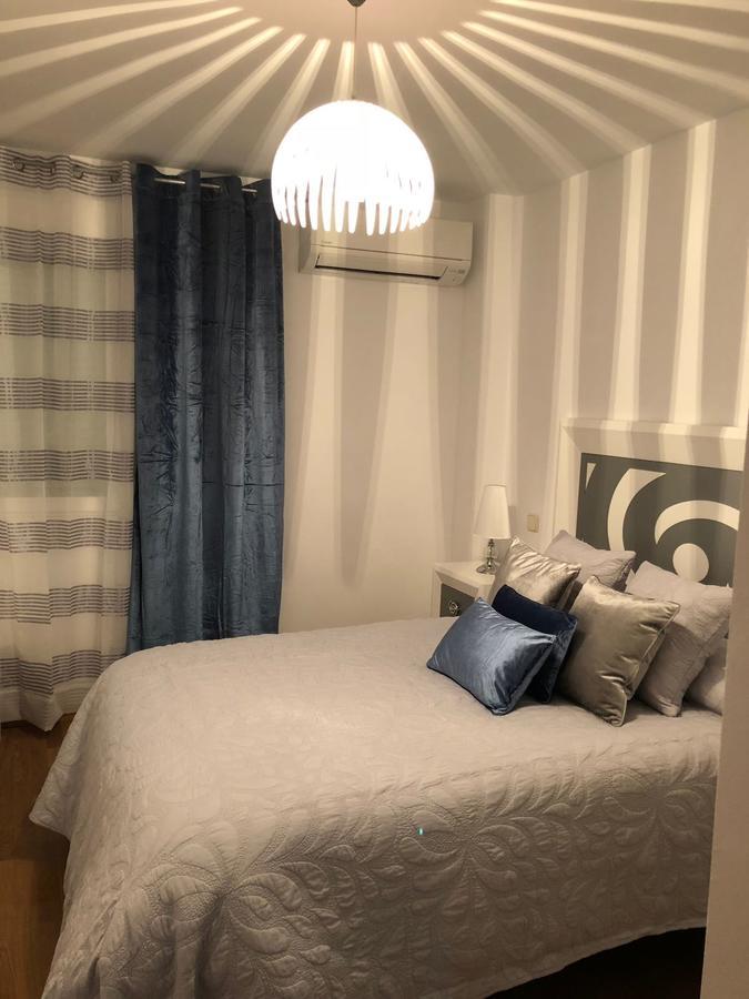 Apartamentos Las Ferrerias Arenas de San Pedro Esterno foto