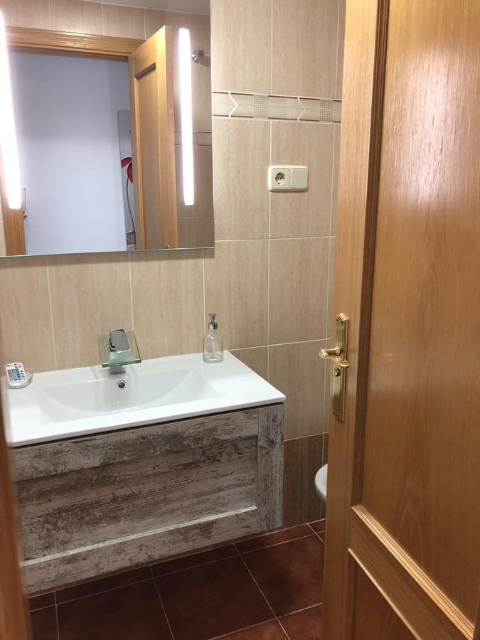 Apartamentos Las Ferrerias Arenas de San Pedro Esterno foto